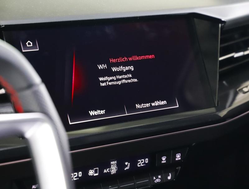 Audi Q4 55 e-tron quattro