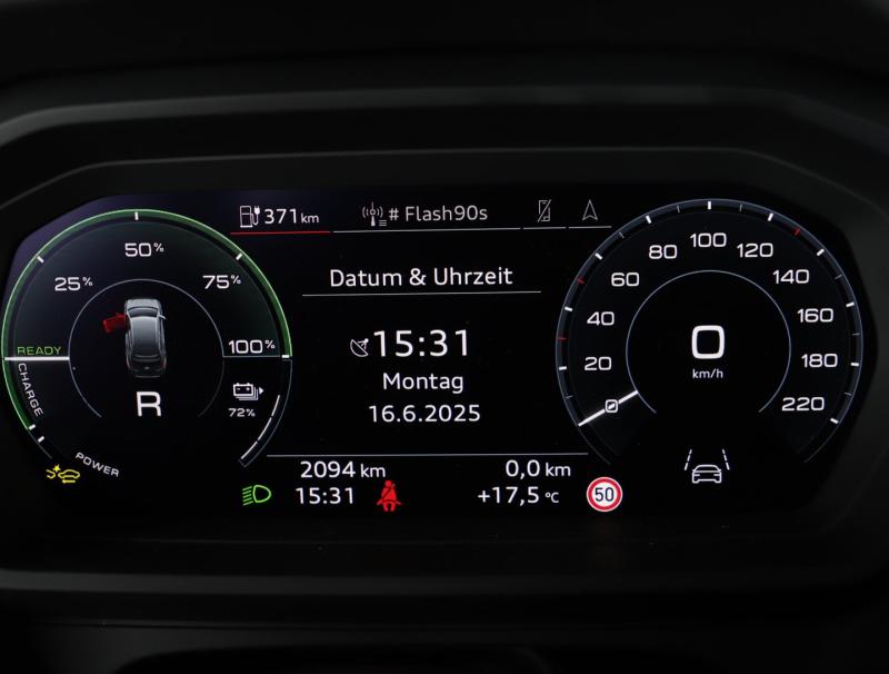 Audi Q4 55 e-tron quattro