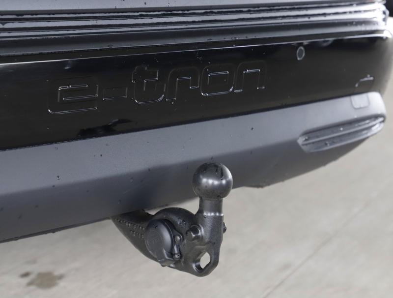 Audi Q4 55 e-tron quattro