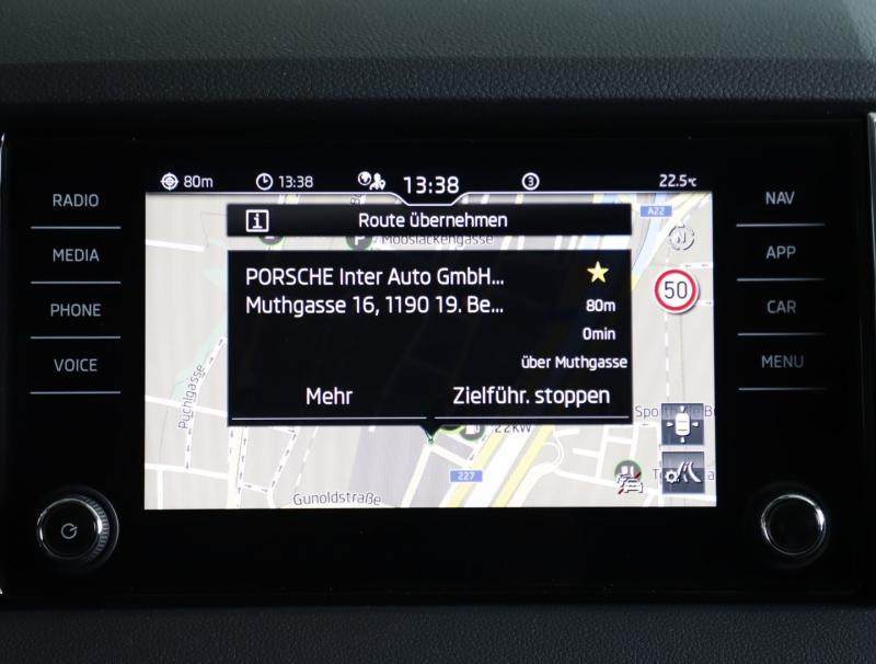 Škoda Karoq Selection TSI