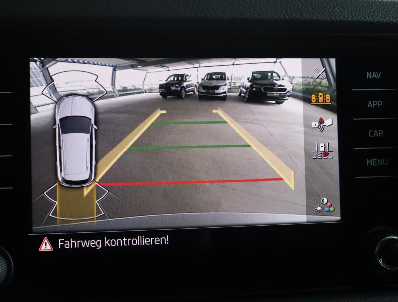 Škoda Karoq Selection TSI