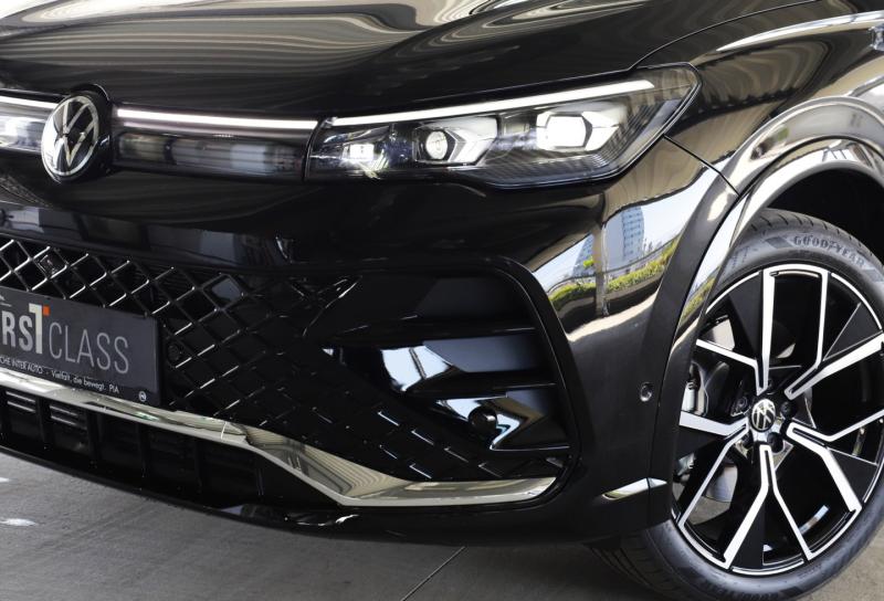 VW Tiguan R-Line TDI 4MOTION DSG