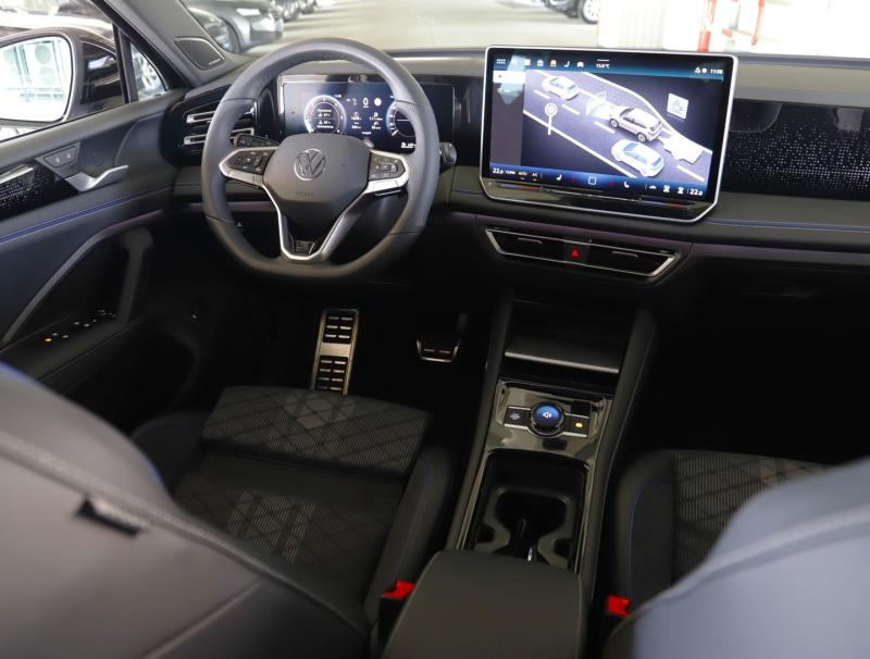 VW Tiguan R-Line TDI 4MOTION DSG