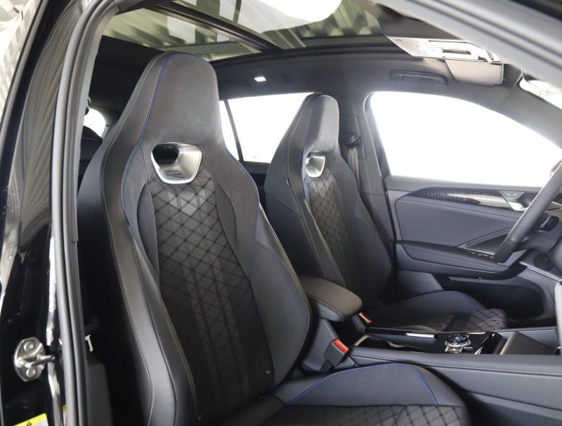 VW Tiguan R-Line TDI 4MOTION DSG