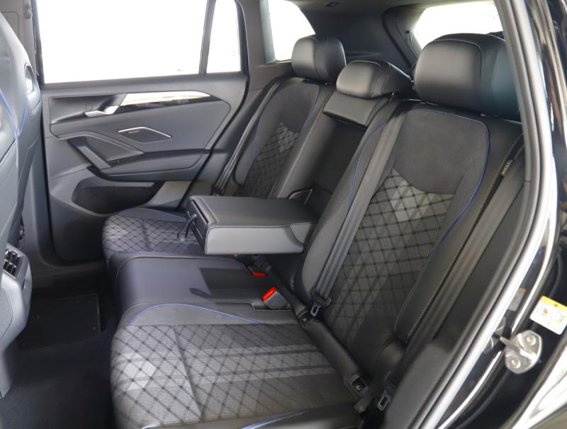 VW Tiguan R-Line TDI 4MOTION DSG