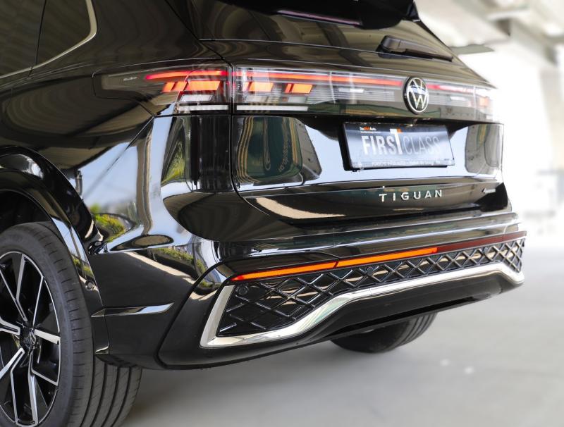 VW Tiguan R-Line TDI 4MOTION DSG