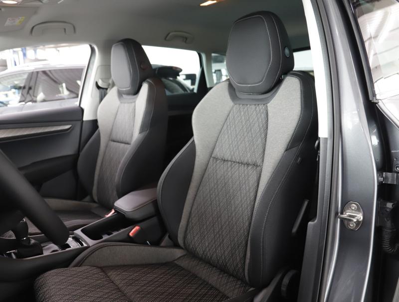Škoda Karoq Selection TSI