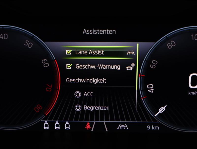Škoda Karoq Selection TSI