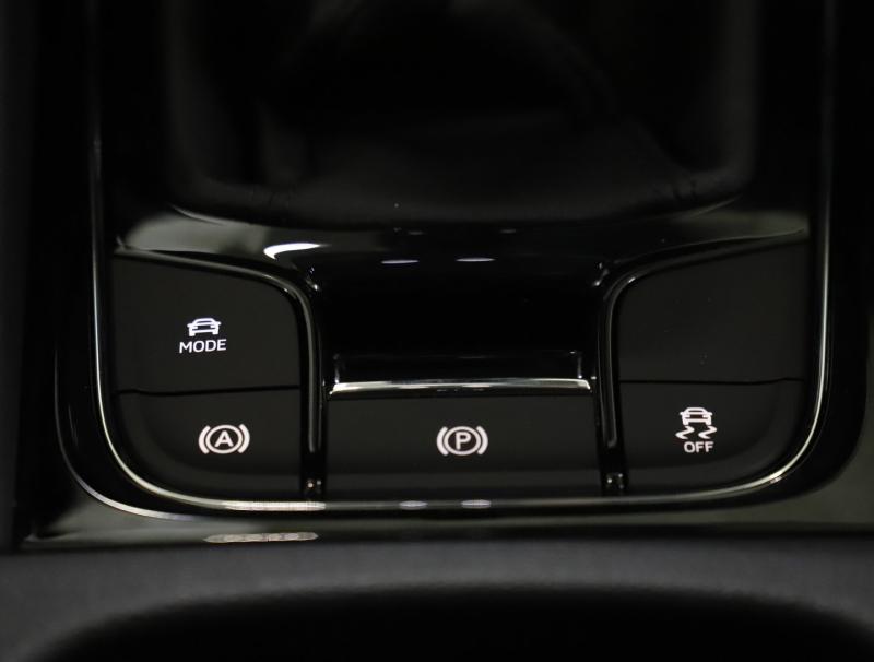 Škoda Karoq Selection TSI
