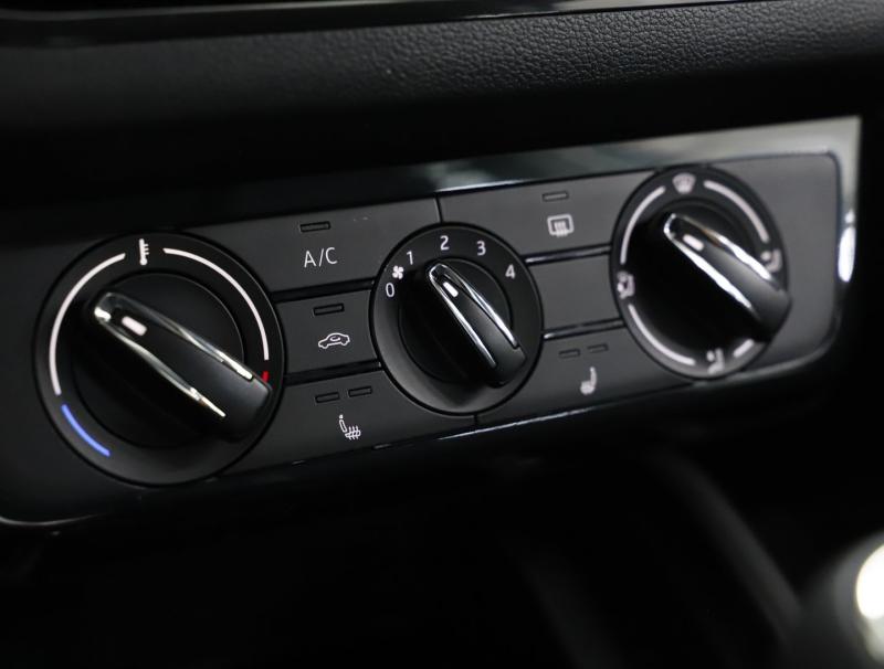 Škoda Scala Essence TSI