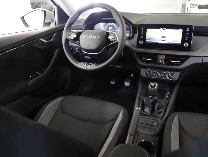 Škoda Scala Essence TSI