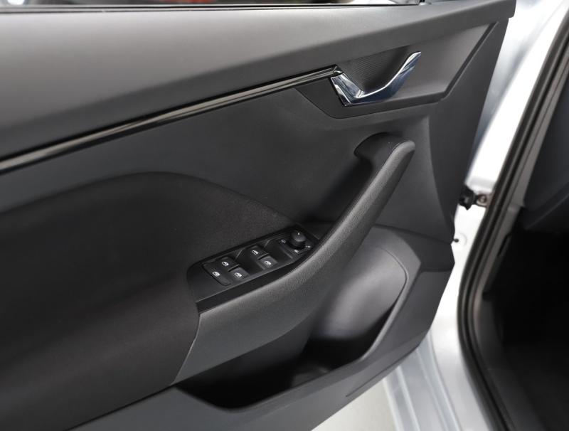 Škoda Scala Essence TSI