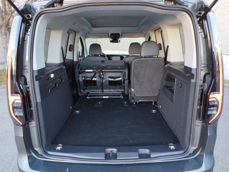 VW Caddy Dark Label TDI