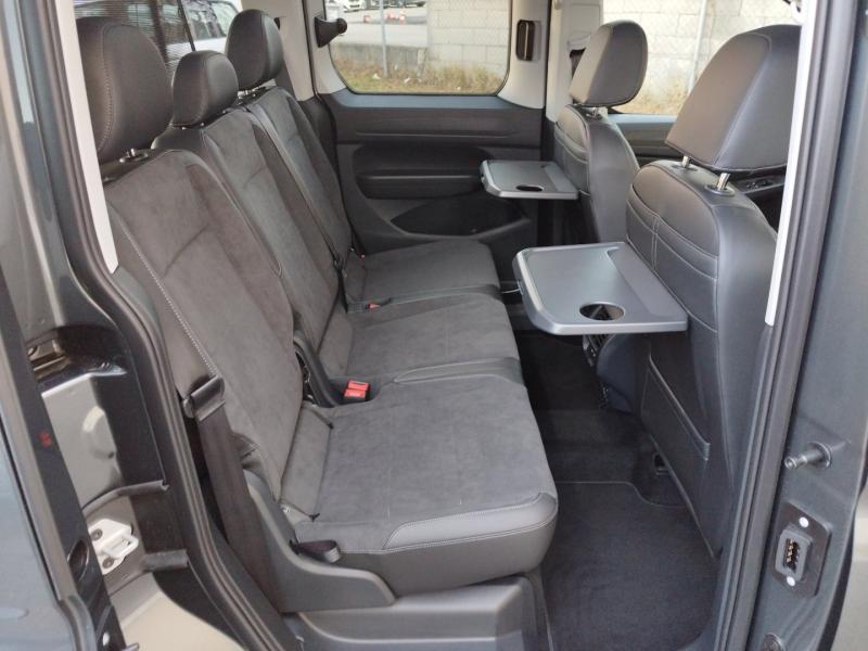 VW Caddy Dark Label TDI