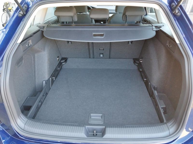 VW Golf Variant Life TDI