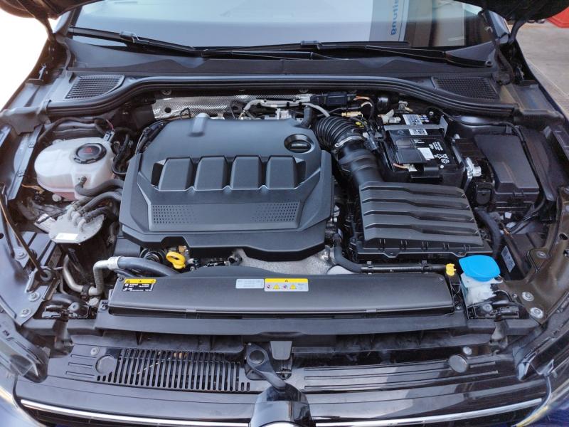 VW Golf Variant Life TDI