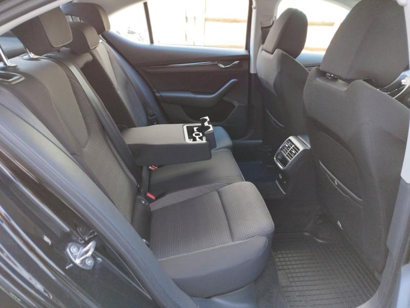 Škoda OCTAVIA AmbitionTDI