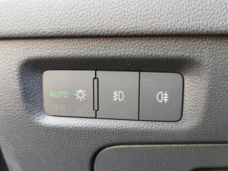 Škoda OCTAVIA AmbitionTDI