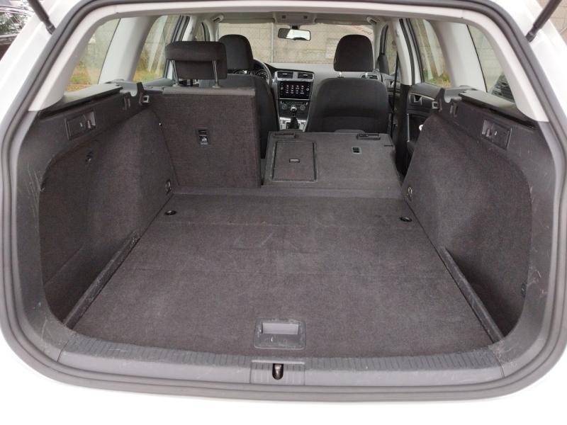 VW Golf Variant Comfortline TDI SCR