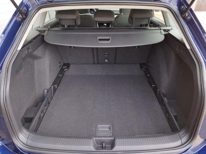 VW Golf Variant Life TDI