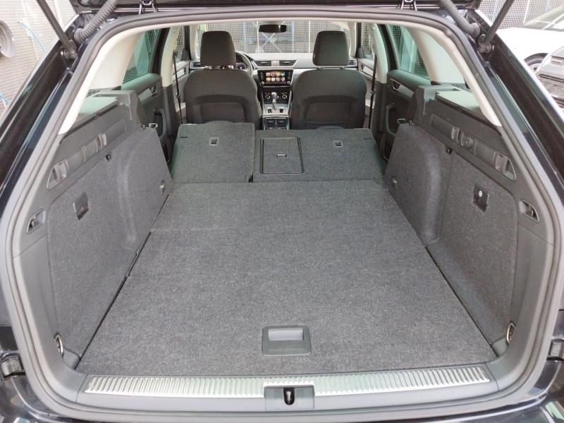 Škoda Superb Combi Ambition TDI DSG