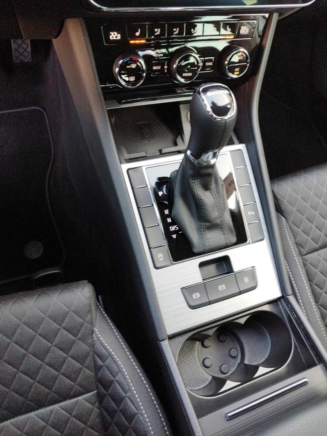 Škoda Superb Combi Ambition TDI DSG