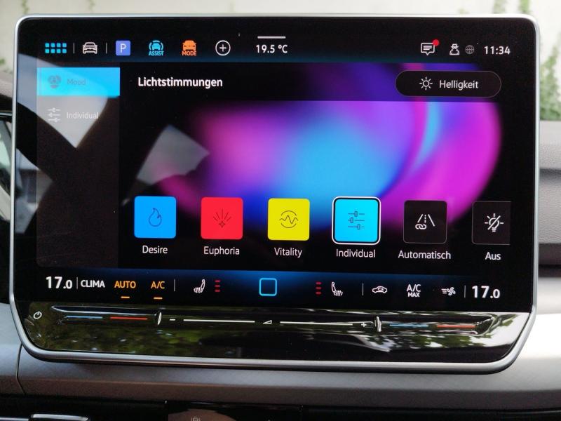 VW Golf Rabbit eHybrid DSG 150 kW