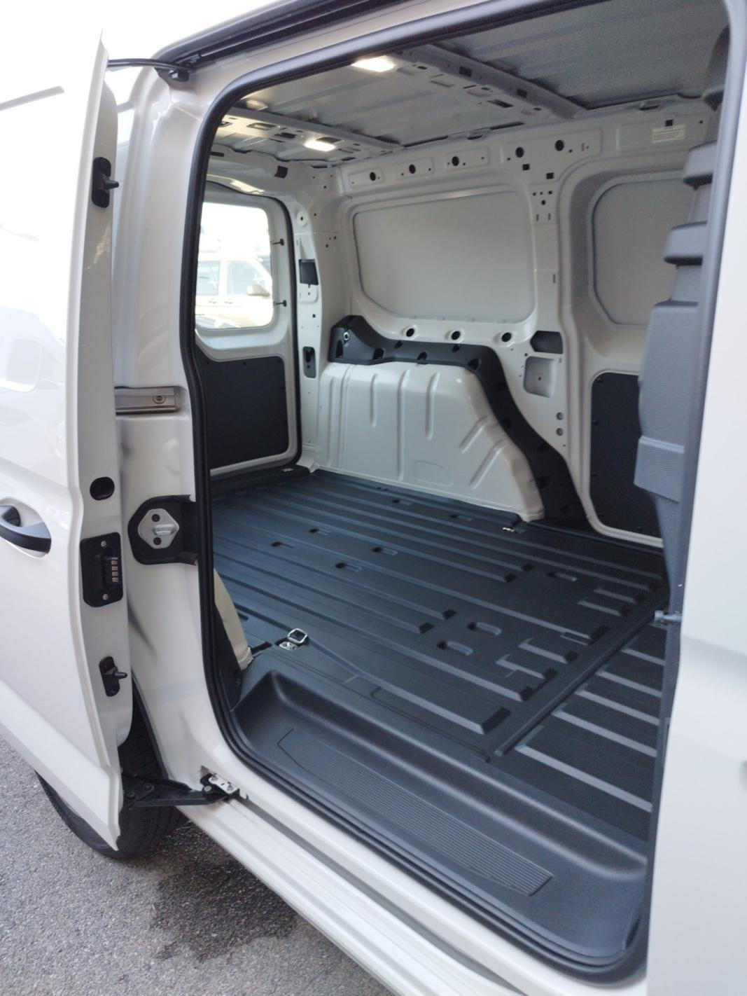 VW Caddy Cargo Maxi TDI