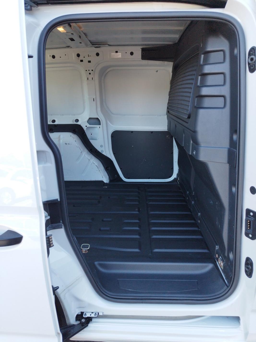 VW Caddy Cargo Entry TDI