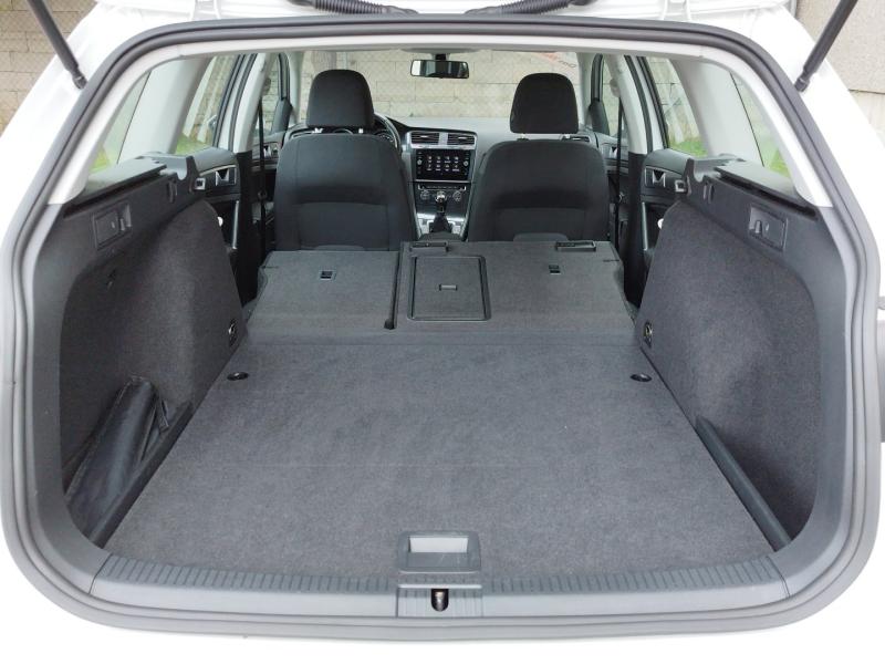 VW Golf Variant Comfortline TDI SCR