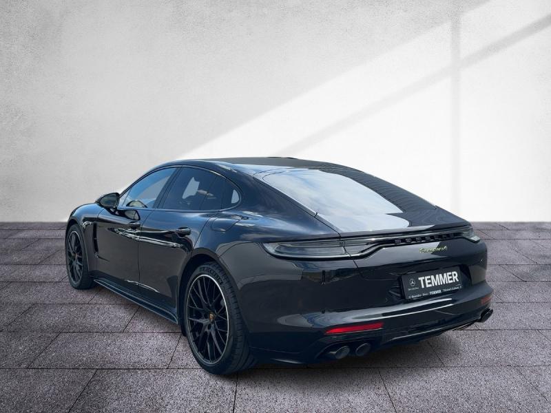 Porsche Panamera 4 E-Hybrid