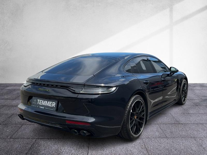 Porsche Panamera 4 E-Hybrid