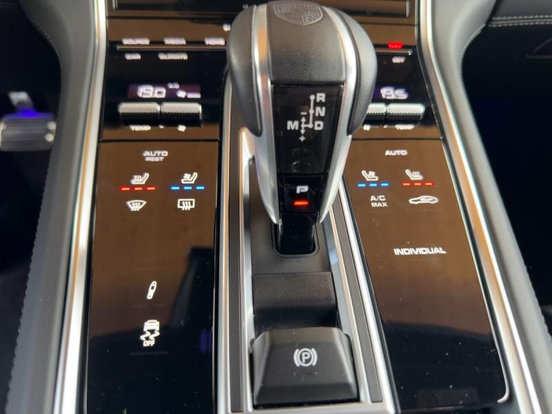 Porsche Panamera 4 E-Hybrid