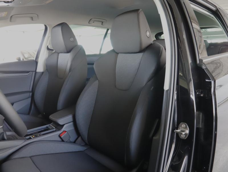 Škoda Octavia Combi Essence TSI