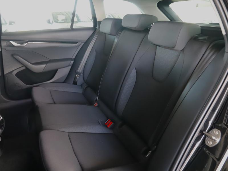 Škoda Octavia Combi Essence TSI