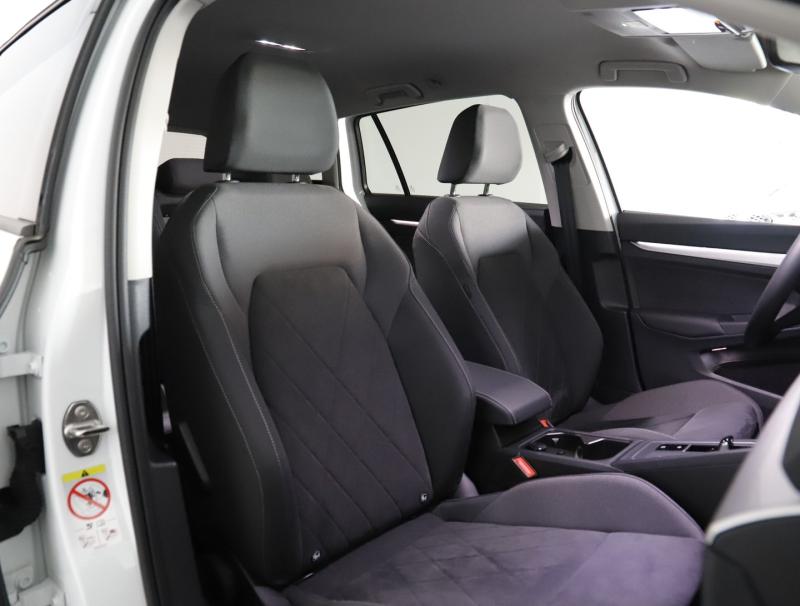 VW Golf Variant Life TDI DSG