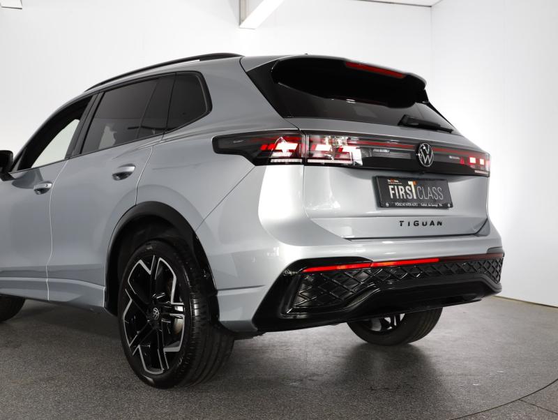 VW Tiguan R-Line eHybrid DSG 150 kW