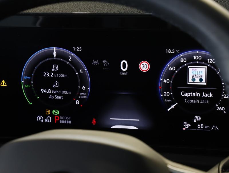 VW Tiguan R-Line eHybrid DSG 150 kW