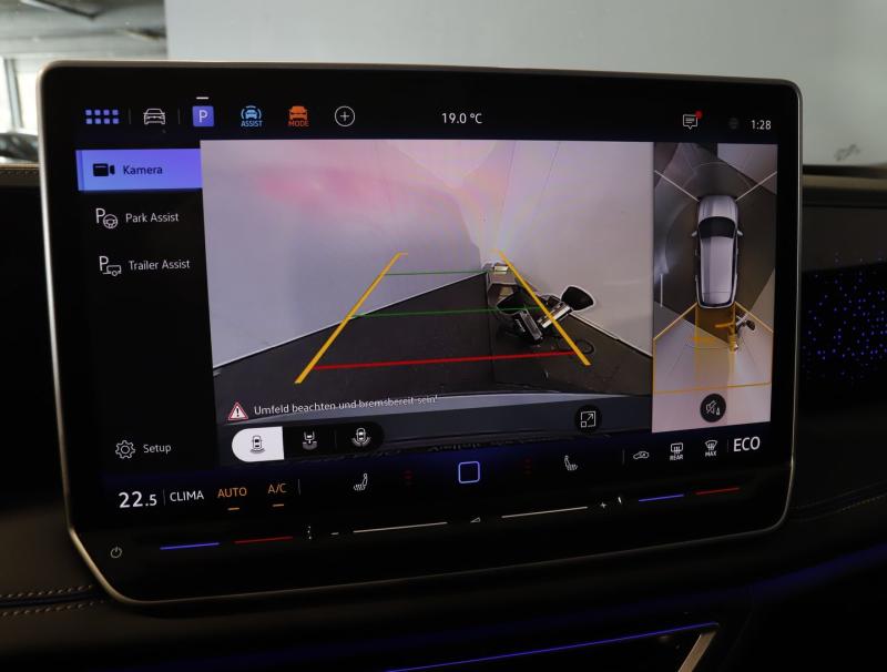 VW Tiguan R-Line eHybrid DSG 150 kW