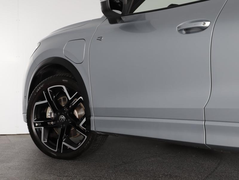 VW Tiguan R-Line eHybrid DSG 150 kW