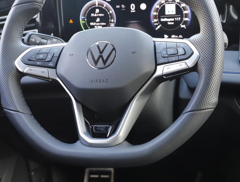 VW Tiguan R-Line eHybrid DSG 150 kW