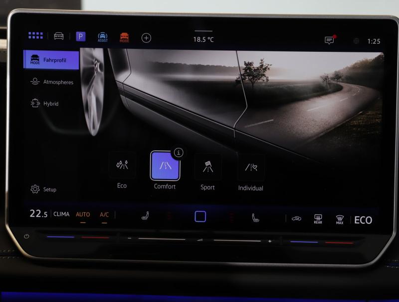 VW Tiguan R-Line eHybrid DSG 150 kW