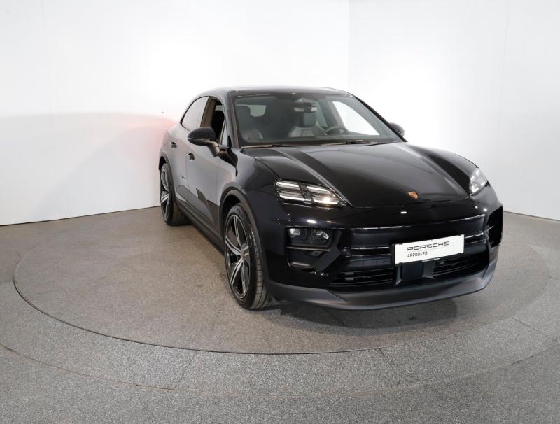 Porsche Macan 4