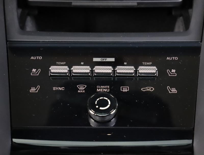 Porsche Macan 4