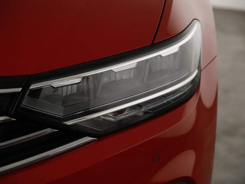 VW Passat Variant Business TDI DSG