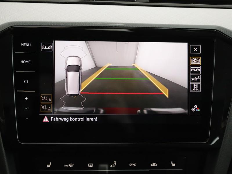 VW Passat Variant Business TDI DSG