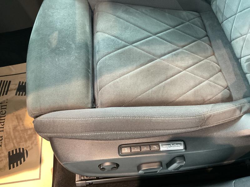 VW Golf Variant Life TDI 4MOTION DSG