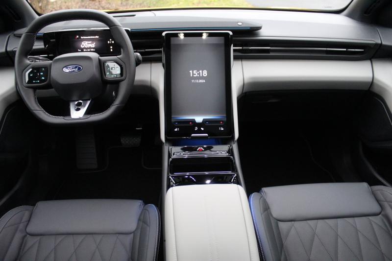 Capri Premium Extended Range 79kWh AWD 340PS