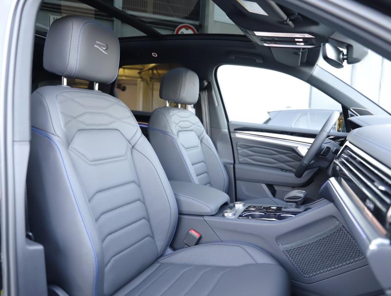 VW Touareg R eHybrid TSI 4MOTION