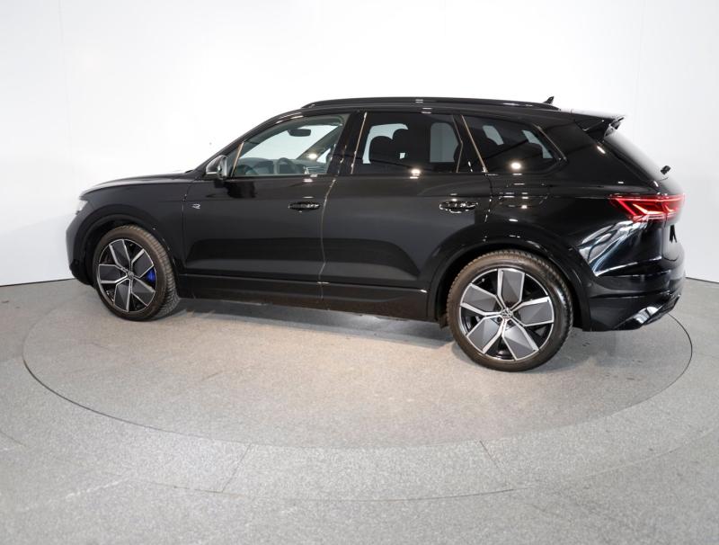 VW Touareg R eHybrid TSI 4MOTION